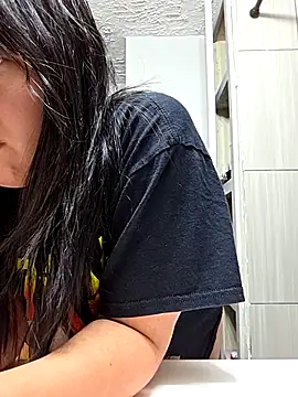 AriannaPena online show from 10.31.25