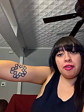 AriannaPena online show from 11.08.25