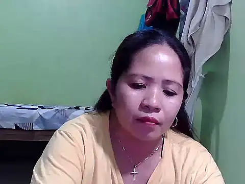 Snapshot of sweetlady_pinay chatting on 02.01.25 sweetlady pinay online show from 02.01.25