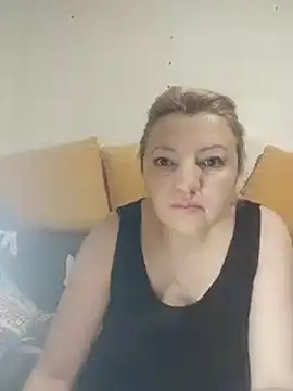 Snapshot of stefanyharper16 chatting on 03.01.25 stefanyharper16 online show from 03.01.25