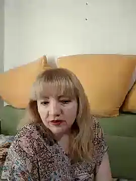 Snapshot of stefanyharper16 chatting on 10.08.25 stefanyharper16 online show from 10.08.25