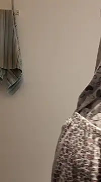 Snapshot of Moi_Lina chatting on 12.08.24 Moi Lina online show from 12.08.24