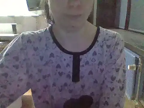 Snapshot of Moi_Lina chatting on 12.14.24 Moi Lina online show from 12.14.24