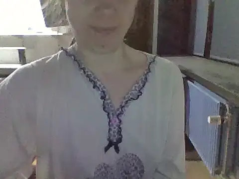 Snapshot of Moi_Lina chatting on 01.16.25 Moi Lina online show from 01.16.25