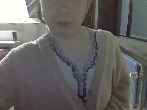 Snapshot of Moi_Lina chatting on 01.21.25 Moi Lina online show from 01.21.25