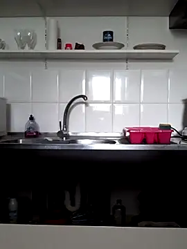 Snapshot of Moi_Lina chatting on 10.08.25 Moi Lina online show from 10.08.25