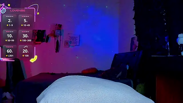 Snapshot of sweetvond_ chatting on 10.11.25 sweetvond  online show from 10.11.25