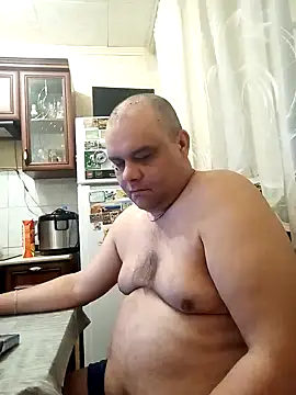 Snapshot of xanderr80_80 chatting on 02.19.25 xanderr80 80 online show from 02.19.25