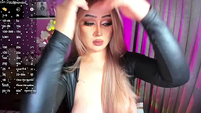 Snapshot of Miss_mariahmonroe chatting on 10.01.25 Miss mariahmonroe online show from 10.01.25