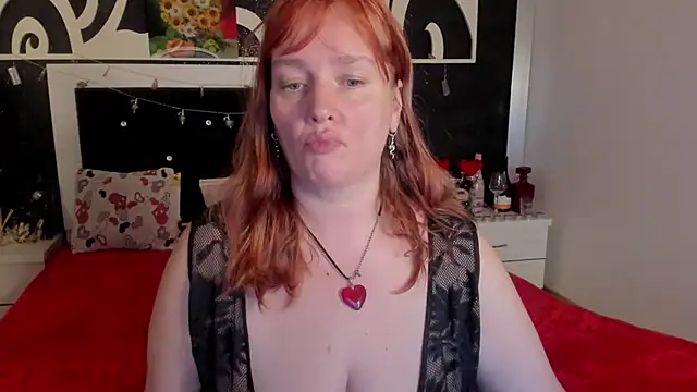 Snapshot of SinFulTitsDD chatting on 01.20.25 SinFulTitsDD online show from 01.20.25