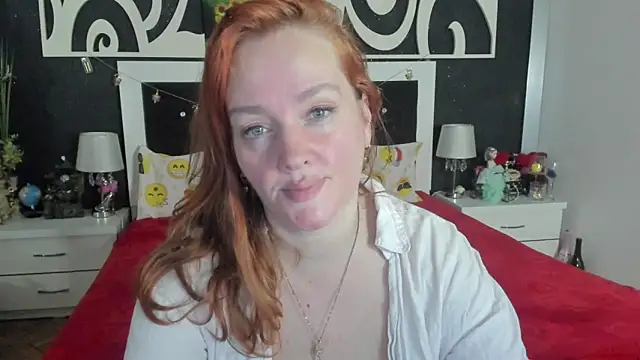 Snapshot of SinFulTitsDD chatting on 03.10.25 SinFulTitsDD online show from 03.10.25