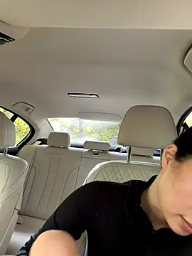 clairewntr online show from 10.19.25