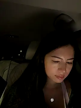 clairewntr online show from 10.29.25