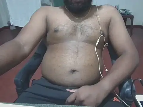 Snapshot of rmshm chatting on 11.09.25 rmshm online show from 11.09.25