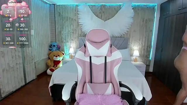 Snapshot of floryn_susana chatting on 01.23.25 floryn susana online show from 01.23.25