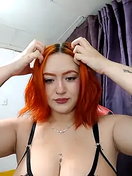 Snapshot of mia_anyeli chatting on 02.13.25 mia anyeli online show from 02.13.25