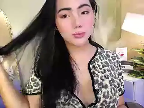 Snapshot of Martha_pookerxxx chatting on 02.03.25 Martha pookerxxx online show from 02.03.25