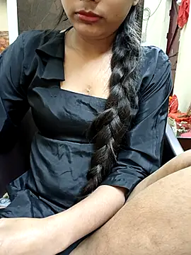 Snapshot of Nupur_69 chatting on 10.11.25 Nupur 69 online show from 10.11.25