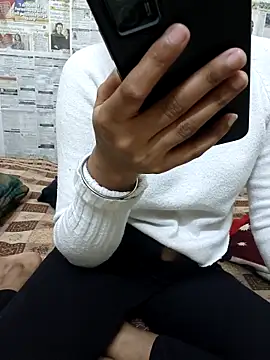 Snapshot of Nupur_69 chatting on 11.24.25 Nupur 69 online show from 11.24.25