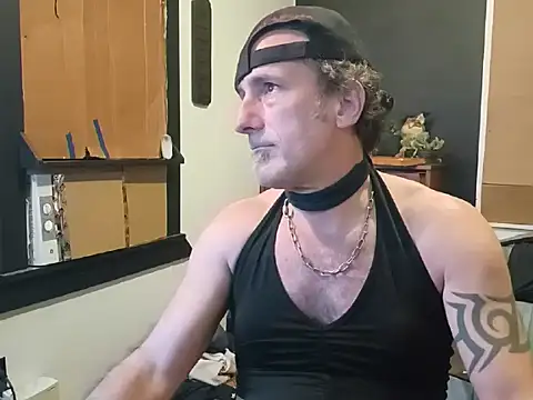 Snapshot of Punkie6669 chatting on 01.01.25 Punkie6669 online show from 01.01.25