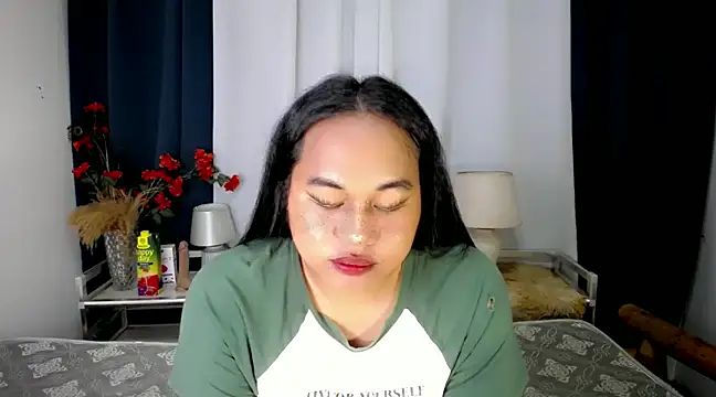 Snapshot of bettina_love chatting on 12.03.24 bettina love online show from 12.03.24