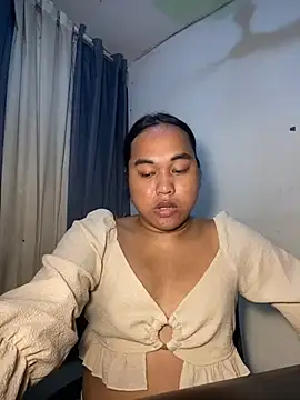 Snapshot of bettina_love chatting on 01.07.25 bettina love online show from 01.07.25