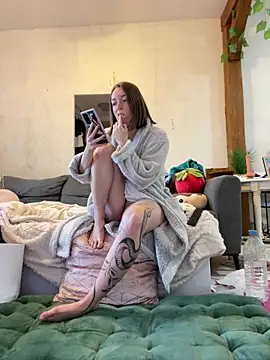 Snapshot of Daisy_Michto_Officiel chatting on 01.23.25 Daisy Michto Officiel online show from 01.23.25