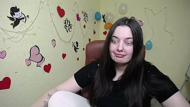 Snapshot of MilanaPrice chatting on 02.06.25 MilanaPrice online show from 02.06.25