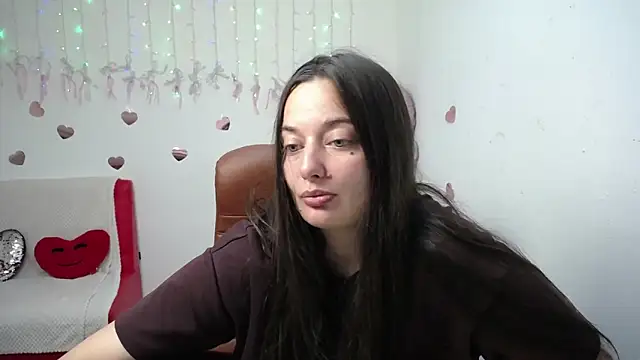 Snapshot of MilanaPrice chatting on 09.24.25 MilanaPrice online show from 09.24.25