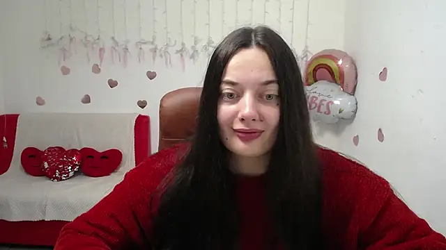 Snapshot of MilanaPrice chatting on 10.14.25 MilanaPrice online show from 10.14.25