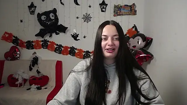 Snapshot of MilanaPrice chatting on 10.30.25 MilanaPrice online show from 10.30.25