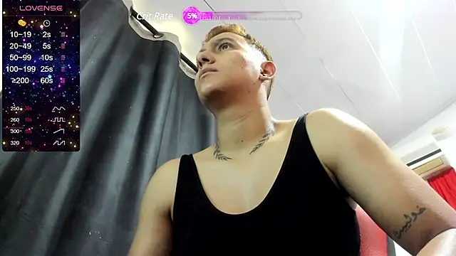 Snapshot of julya_smith69 chatting on 01.15.25 julya smith69 online show from 01.15.25