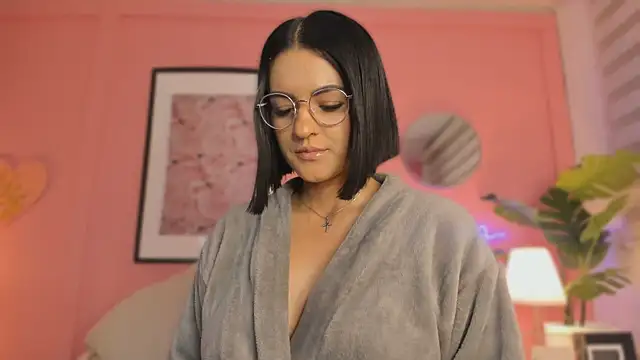 Snapshot of SoySaraa chatting on 03.07.25 SoySaraa online show from 03.07.25