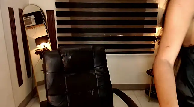 SarahAmber online show from 01.24.25