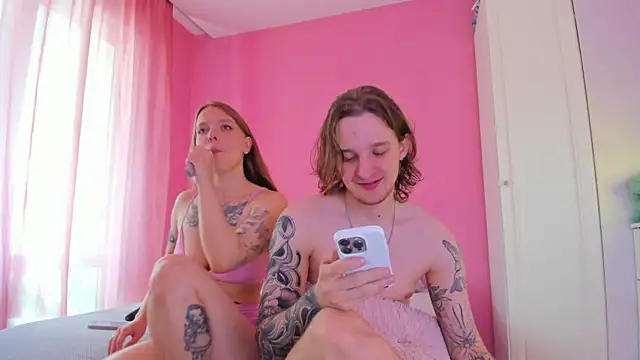 Snapshot of keyli_ink chatting on 09.09.25 keyli ink online show from 09.09.25