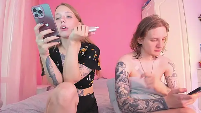 Snapshot of keyli_ink chatting on 11.02.25 keyli ink online show from 11.02.25