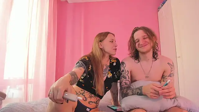 Snapshot of keyli_ink chatting on 11.06.25 keyli ink online show from 11.06.25