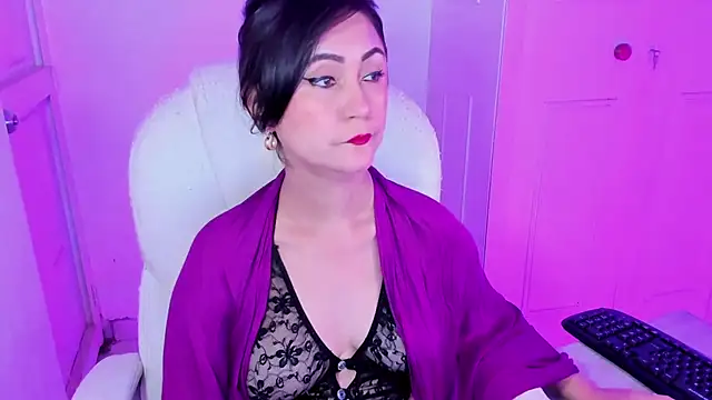 Snapshot of danielahot66 chatting on 03.19.25 danielahot66 online show from 03.19.25