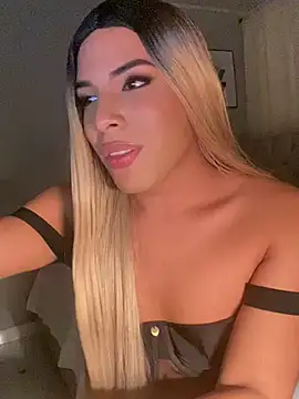 Snapshot of Valery__mt chatting on 12.11.24 Valery  mt online show from 12.11.24