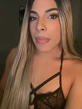 Snapshot of Valery__mt chatting on 01.11.25 Valery  mt online show from 01.11.25