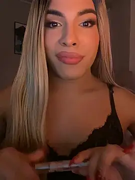 Snapshot of Valery__mt chatting on 01.19.25 Valery  mt online show from 01.19.25