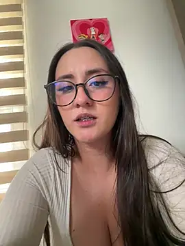 Snapshot of anli5 chatting on 12.23.24 anli5 online show from 12.23.24