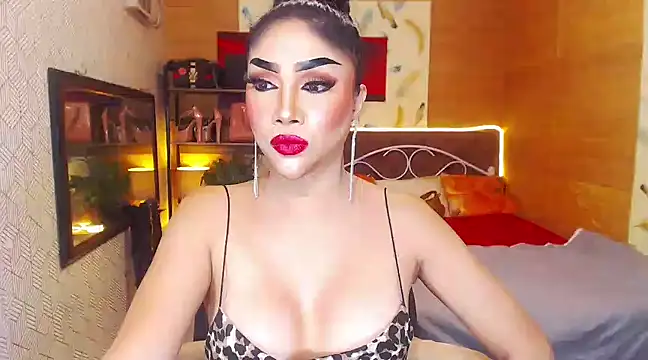 Snapshot of MeatyhorsecockMistress chatting on 03.15.25 MeatyhorsecockMistress online show from 03.15.25