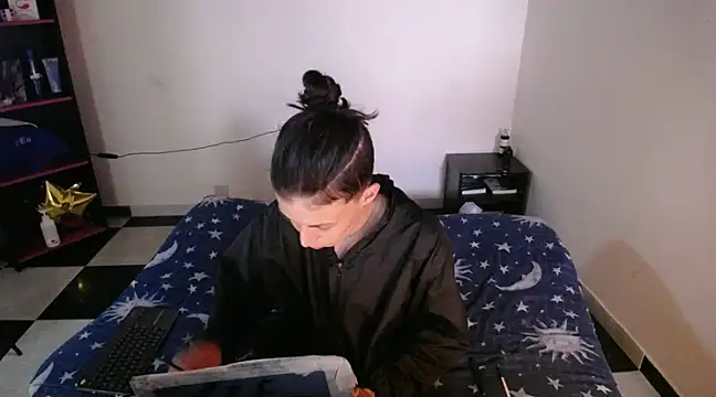 Snapshot of Cocain_Atenea chatting on 02.02.25 Cocain Atenea online show from 02.02.25