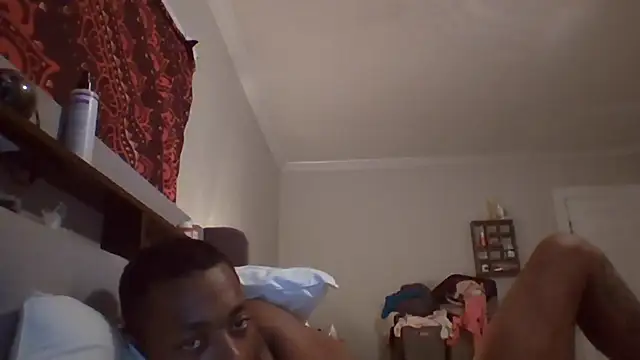 Snapshot of rabit2x chatting on 10.09.25 rabit2x online show from 10.09.25