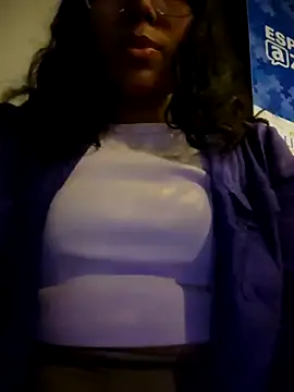 Snapshot of SheenaBrooke chatting on 01.08.25 SheenaBrooke online show from 01.08.25
