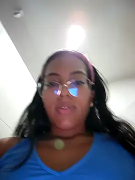 Snapshot of SheenaBrooke chatting on 03.07.25 SheenaBrooke online show from 03.07.25
