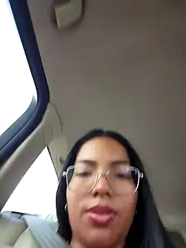 Snapshot of SheenaBrooke chatting on 10.04.25 SheenaBrooke online show from 10.04.25