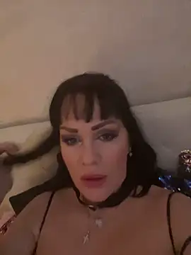 Snapshot of Lolaley2 chatting on 12.16.24 Lolaley2 online show from 12.16.24