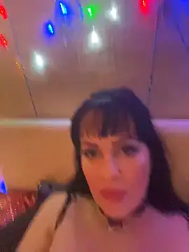 Snapshot of Lolaley2 chatting on 01.18.25 Lolaley2 online show from 01.18.25